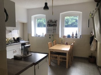 Eine von drei Küchen Haupthaus