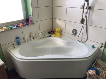 Badezimmer im OG